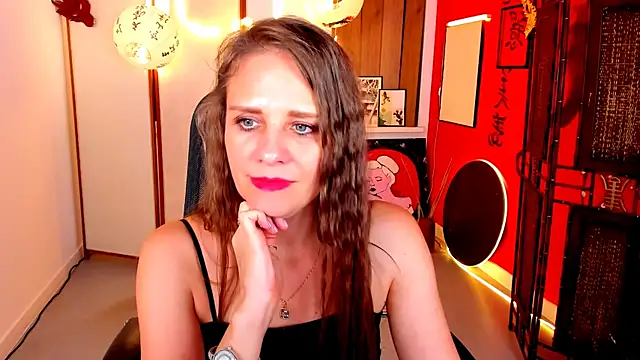 EmiliaBedy Live XXX Chat