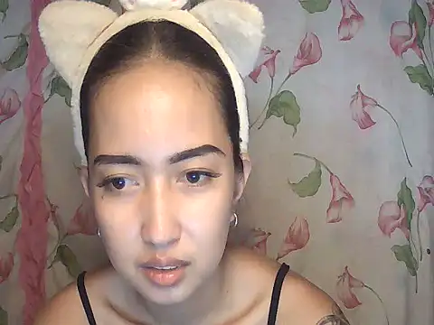 Chat +18 de XXnaughty_08XX ao vivo