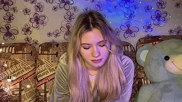 EarlineStrojnys Adlı Modelin Canlı XXX Sohbeti