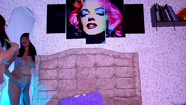 adalya_y Adlı Modelin Canlı XXX Sohbeti
