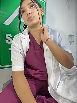 צ'אט XXX בשידור חי של Kinky_DoctorX