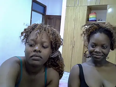 Show webcam de sexybaddies20
