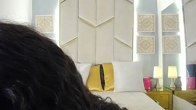 KarinaaCoxx: онлайн-чат