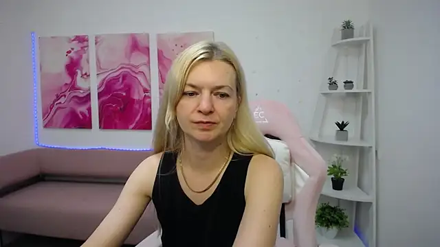 MelissaTyler live XXX chat