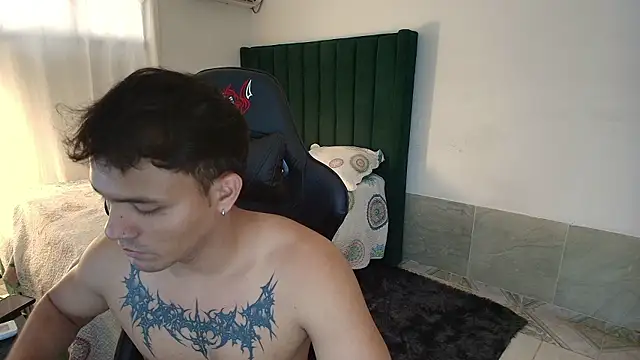man_dur07's Live XXX Chat