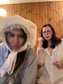 צ'אט XXX בשידור חי של RussianGirls_