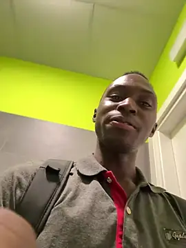 Онлайн чат XXX Madux12