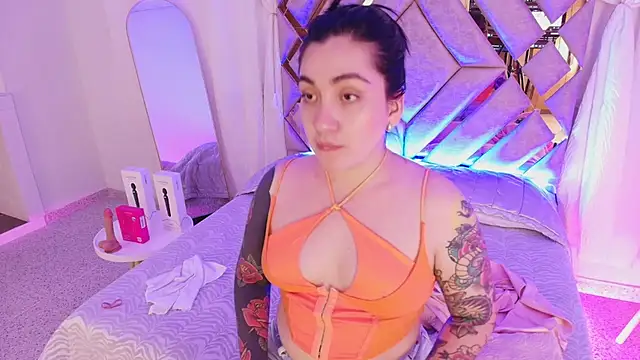 KathiaJenner live XXX chat