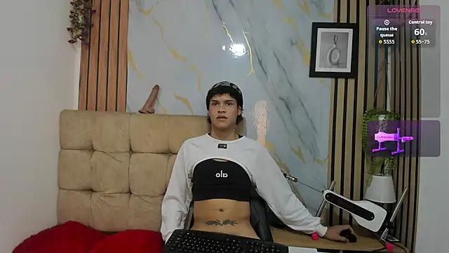 nyx_white_Gay live XXX chat