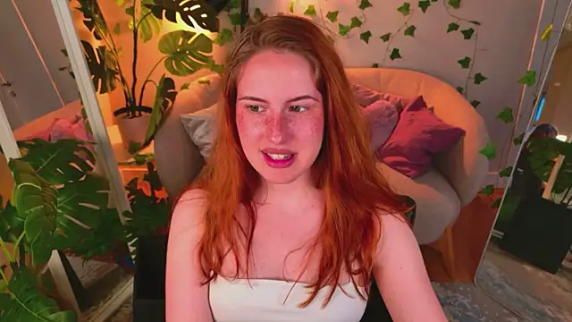 ChloeAster live XXX chat