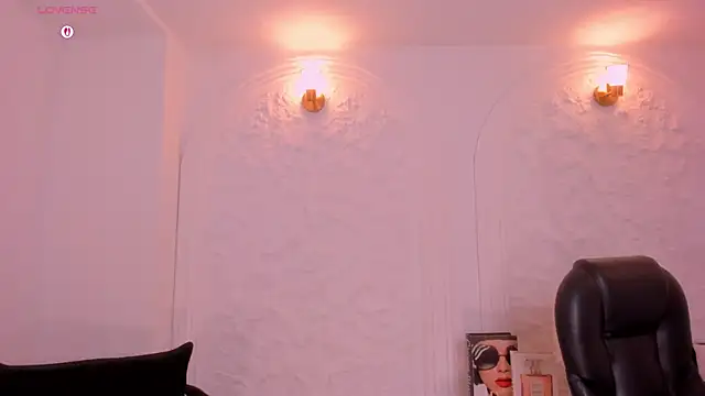 NatalieLewis 라이브 XXX 채팅