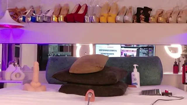 Natashaa-bluer webcam show