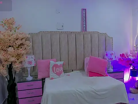 ShanelWest live XXX chat