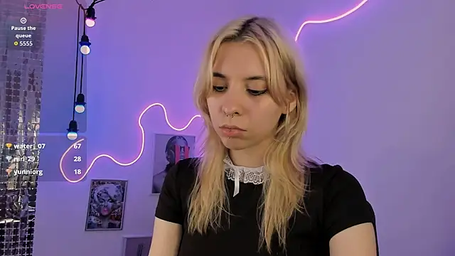 XXX chat uživo modela Camilla_Evers