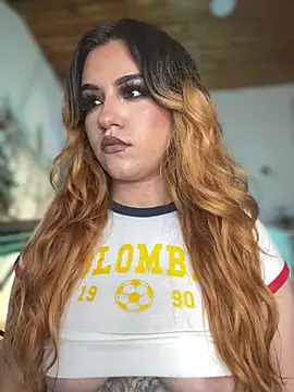 Chat XXX en directo de NikkiNix