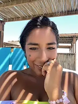 دردشة SaryJonex الجنسية المباشرة
