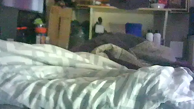 CR3M3_FIR3 – Live XXX-chat