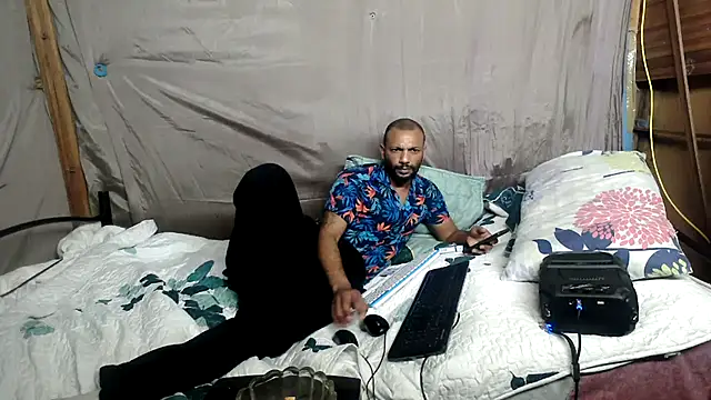 Chat +18 de Camodick ao vivo