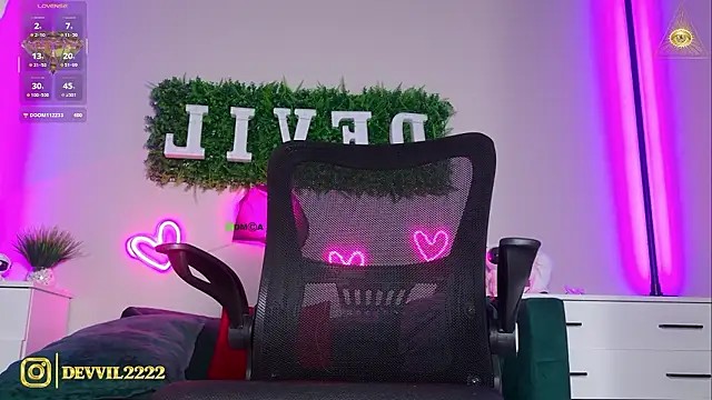 Devvil2222's Live XXX Chat