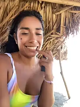 SaryJonex Chat XXX in diretta