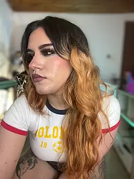 NikkiNix's Live XXX Chat