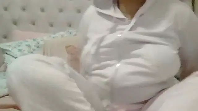 beautylovess' Live XXX Chat