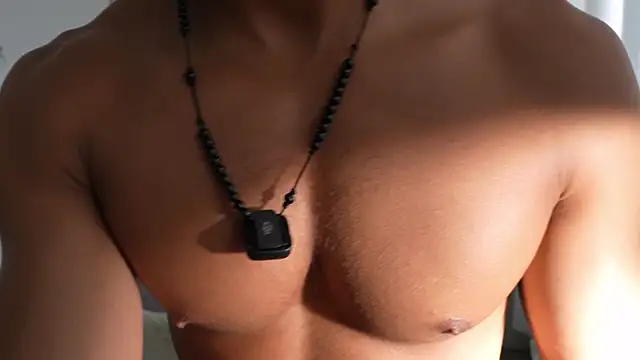 Paradise_boy__ live XXX chat