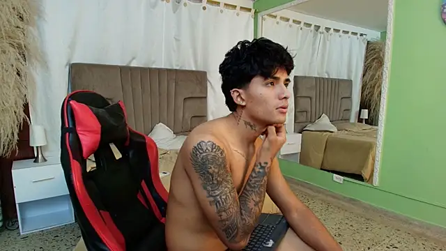 Chatroom XXX en direct de Ruslan_marcel
