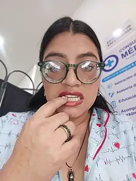 SOFI__10 라이브 XXX 채팅