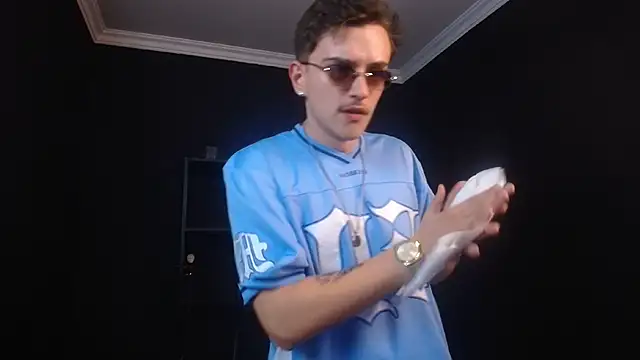 FelixStarkk 现场XXX聊天
