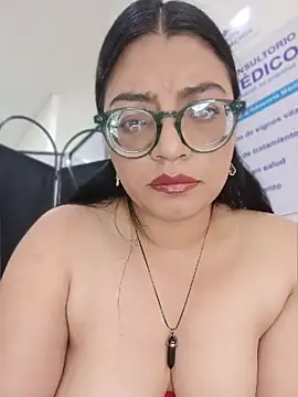 SOFI__10 Chat XXX live