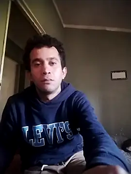 EstebanAkyLu's Webcam Show