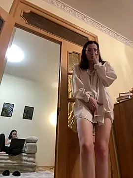 دردشة RussianGirls_ الجنسية المباشرة