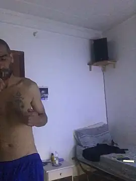 Chat +18 de TORAKIKI79 ao vivo