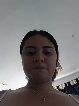 Lili-SexyLatin10 XXX чат на живо