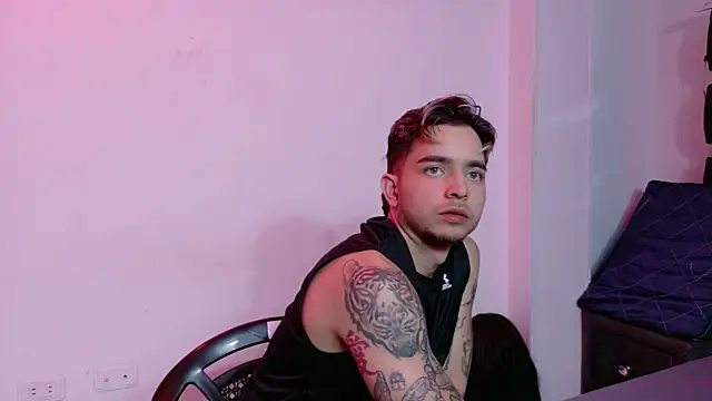 AliceandMax লাইভ XXX চ্যাট