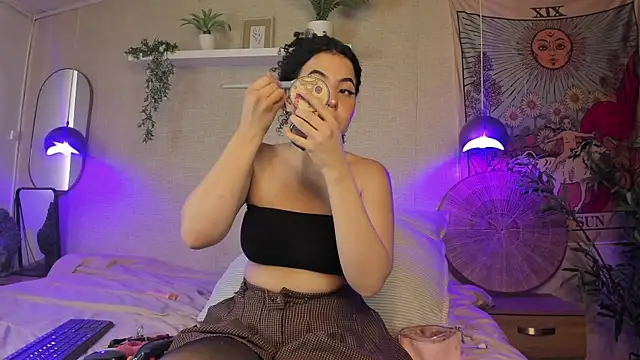 צ'אט XXX בשידור חי של Honey_Sofi