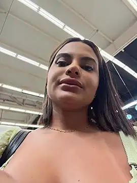 Irina_Velvett Pertunjukan Webcam