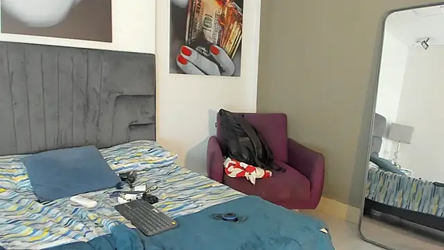 Ted_Ruskin Live XXX Chat