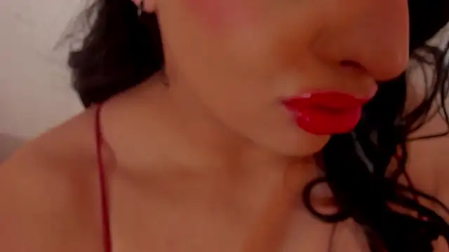 sweet_Elizabeth Adlı Modelin Canlı XXX Sohbeti