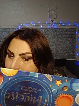 kataleya94 XXX чат на живо
