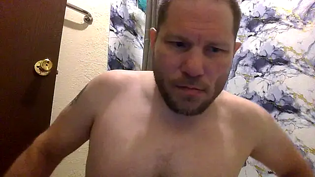 Alwayshard421's Webcam Show