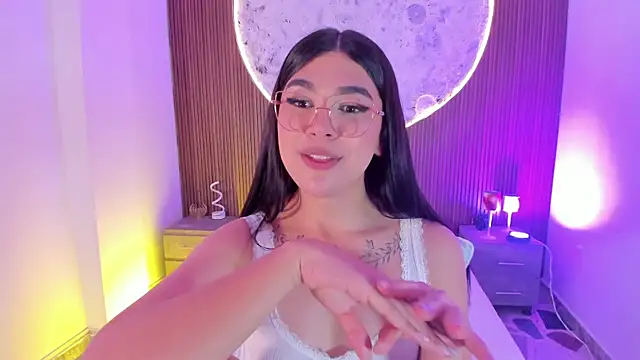 RoseCassie Chat XXX live