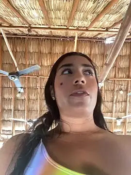 SaryJonex Chat XXX in diretta