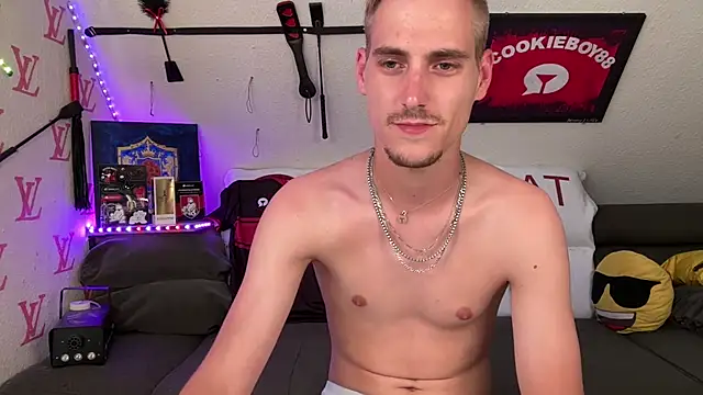 Cookieboy88 现场XXX聊天