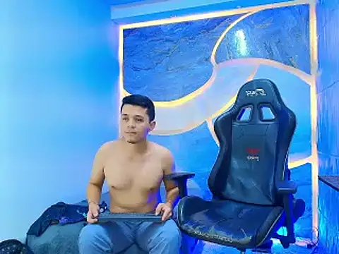Chat XXX ao vivo de Benjamin_Alam