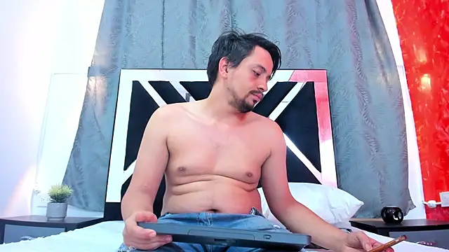 Chat XXX Live MikeBayers69