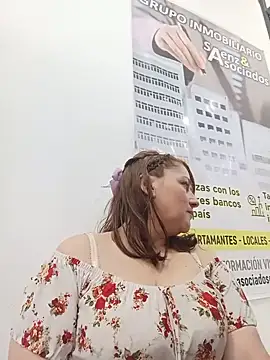 LUISA--30 live XXX chat