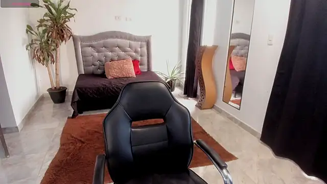 Chat +18 de fox_valerie ao vivo