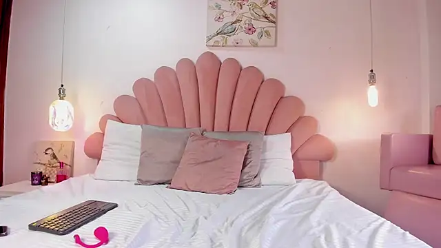 CherryMyla live XXX chat